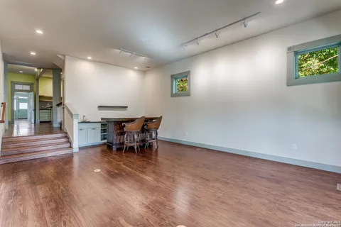 $1,250,000 | 312 Pereida Street, San Antonio, TX 78210