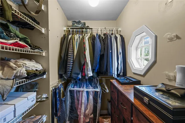 $480,000 | 126 Fairfax Drive, Warwick, RI 02888