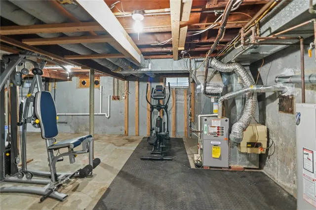 $480,000 | 126 Fairfax Drive, Warwick, RI 02888