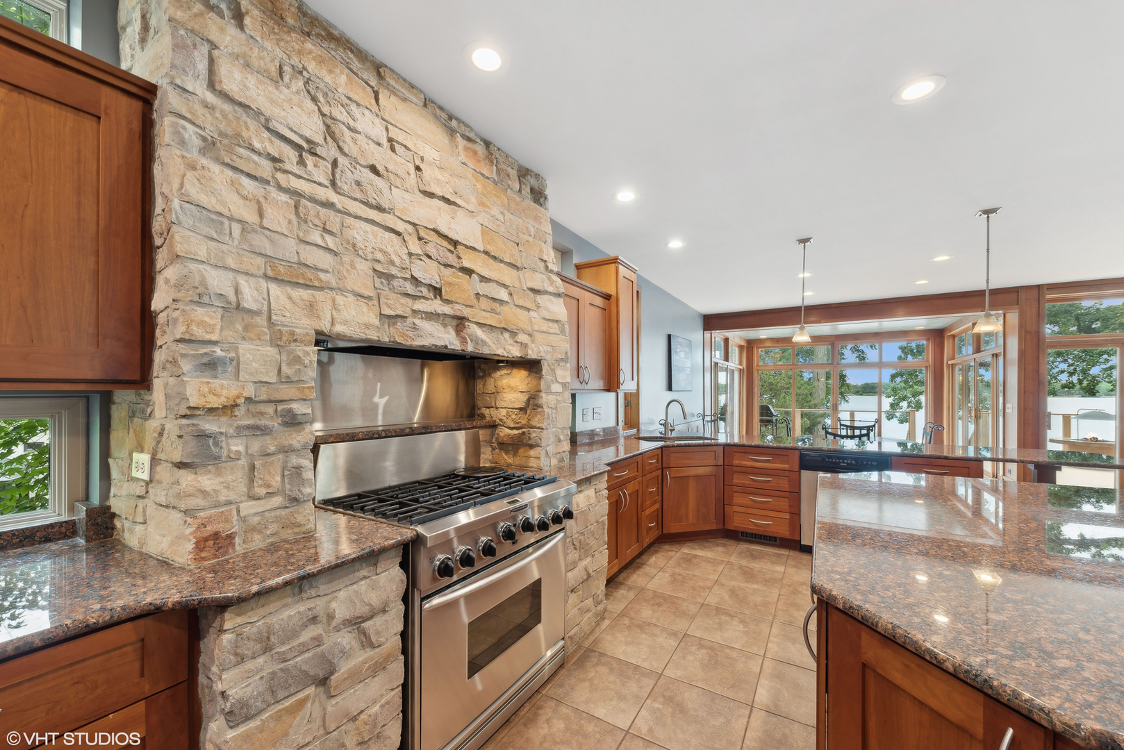 250 Whitney Road Lake Zurich, IL 60047 - Photo 35 of 67 Gallery Image 35