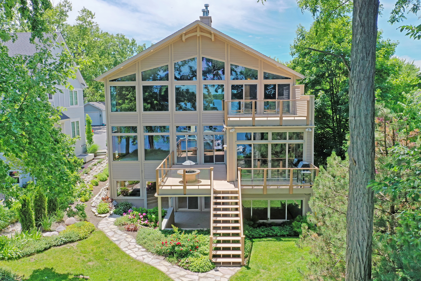 250 Whitney Road Lake Zurich, IL 60047 - Photo 8 of 67 Gallery Image 8