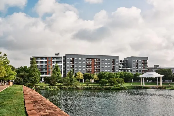 $3,150 | 1701 Simond Avenue, Unit 611, Austin, TX 78723