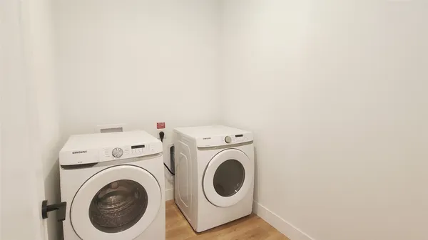 $3,150 | 1701 Simond Avenue, Unit 611, Austin, TX 78723