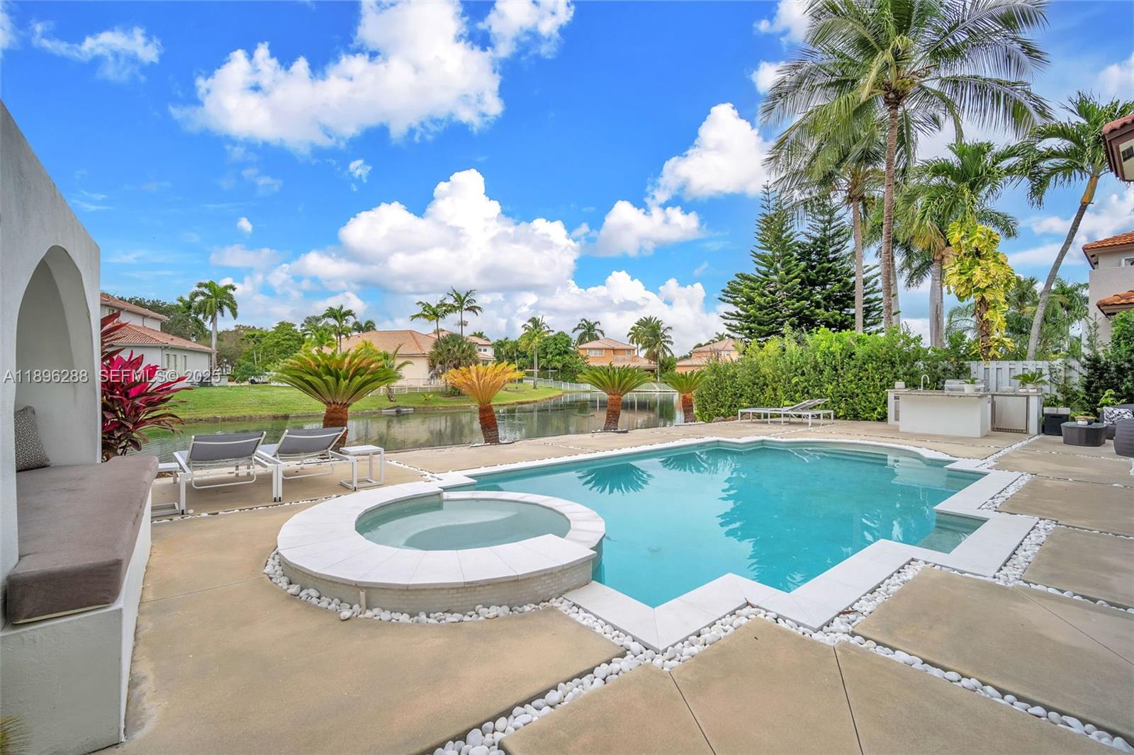 3586 Southwest 143rd Avenue Miramar, FL 33027 - Photo 8 of 33