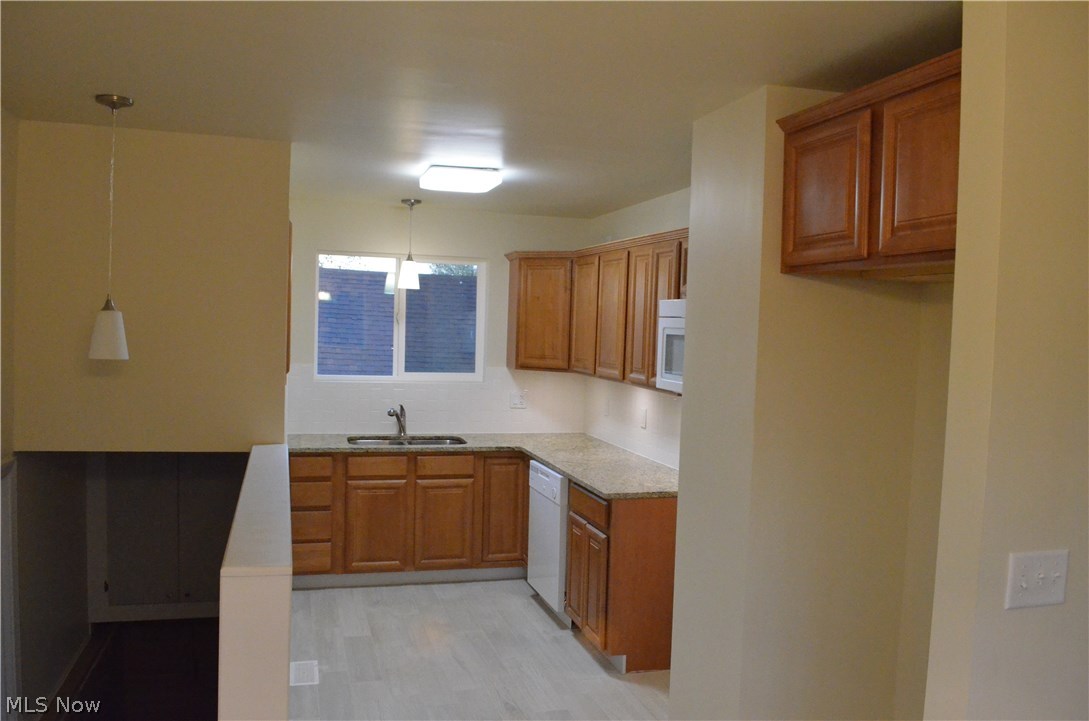 3011 Ridge Road Warren, OH 44484 - Photo 13 of 33 Gallery Image 13