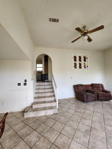 a view of entryway and hall
