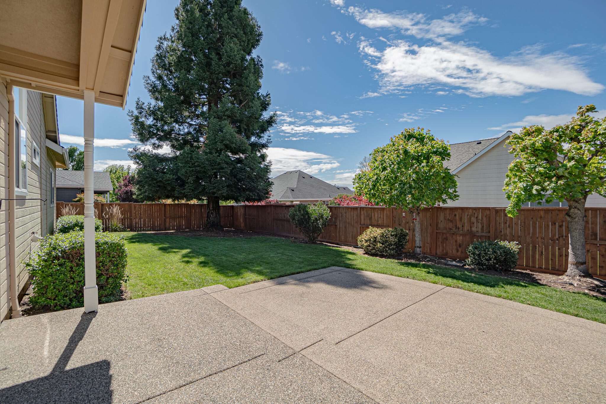 160 Keystone Way Eagle Point, OR 97524 - Photo 26 of 39