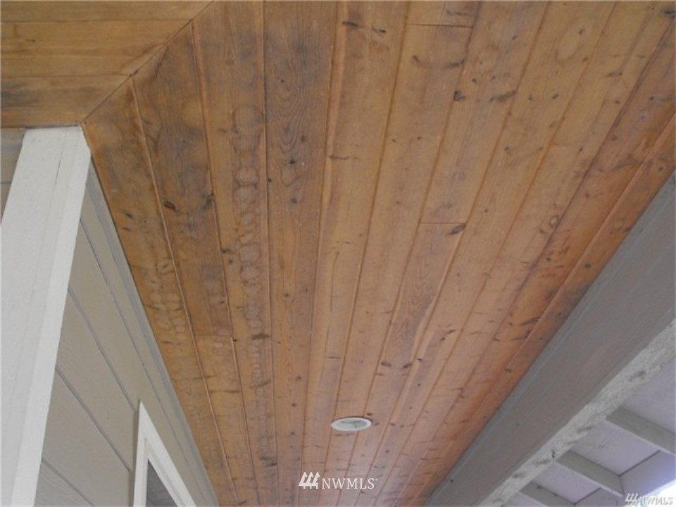 5980 East Collins Road Port Orchard, WA 98366 - Photo 22 of 24 Gallery Image 22