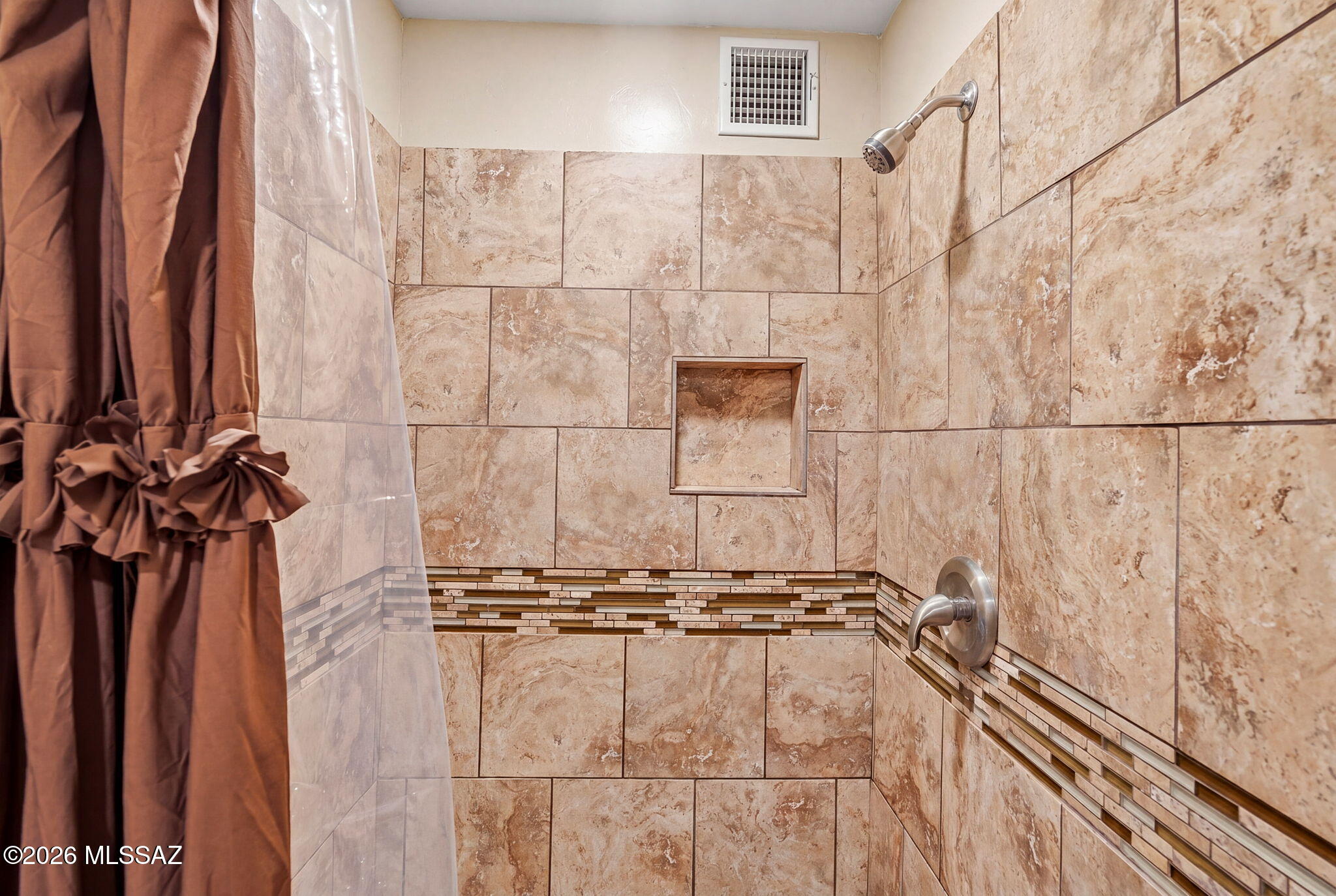 5645 South Caballo Road Tucson, AZ 85746 - Photo 20 of 43 Primary bathroom
