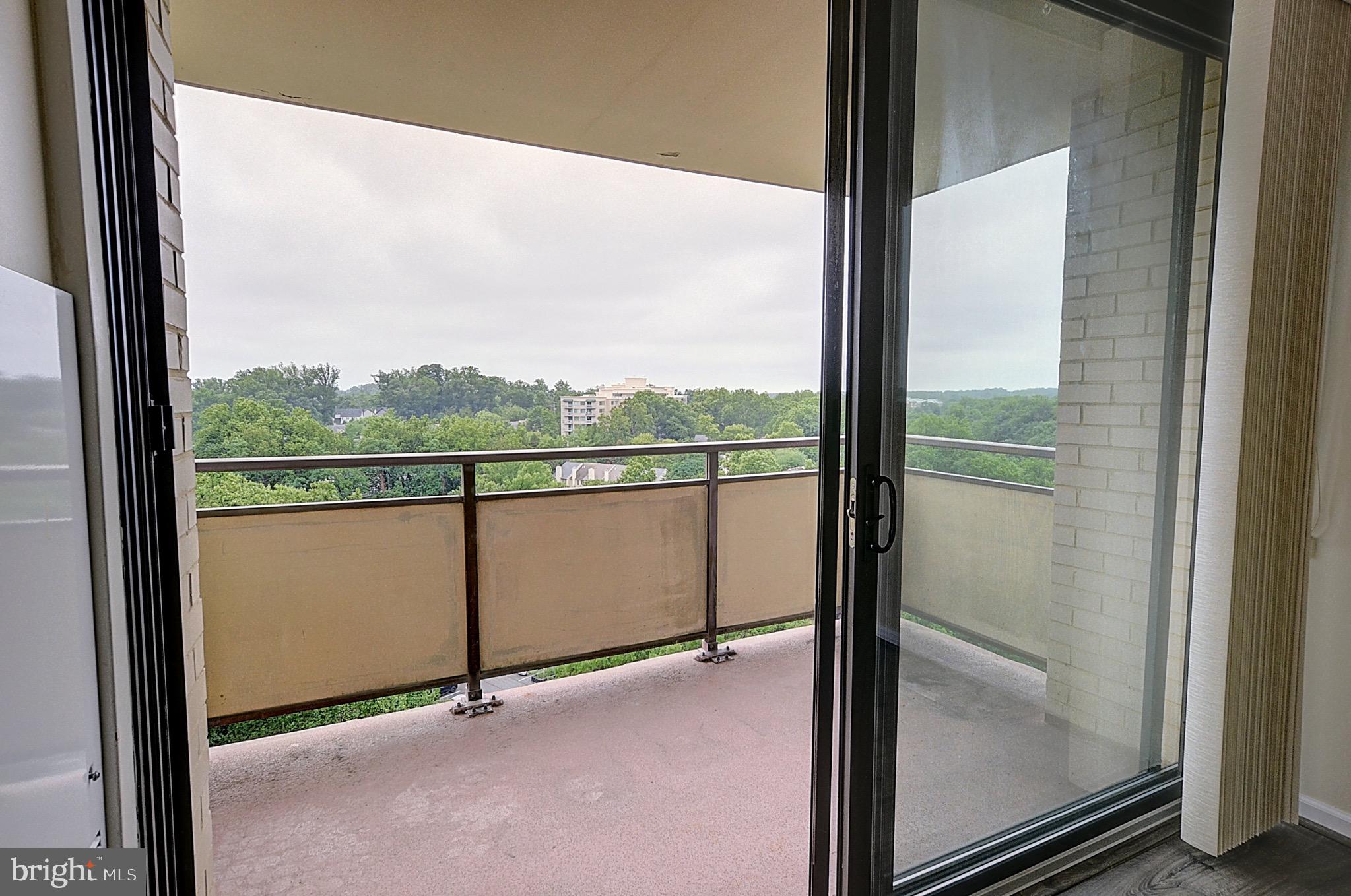 5225 Pooks Hill Road, Unit 1511N Bethesda, MD 20814 - Photo 11 of 33