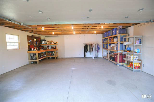 58 East Substation Road Erie, MI 48133 - Photo 7 of 17 20094112-6.JPG