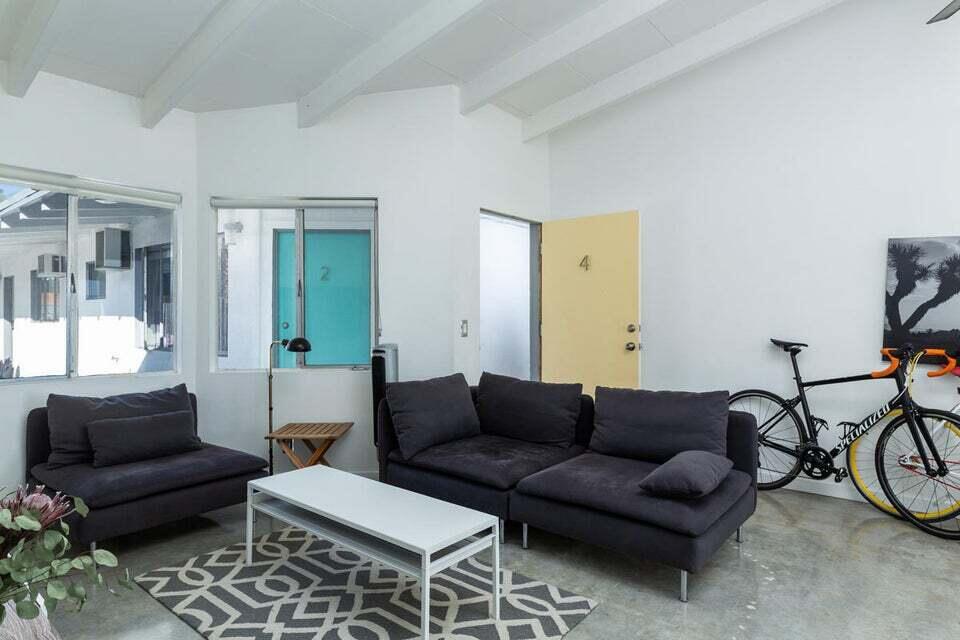 482 West Pico Road Palm Springs, CA 92262 - Photo 50 of 67 Entry Unit4