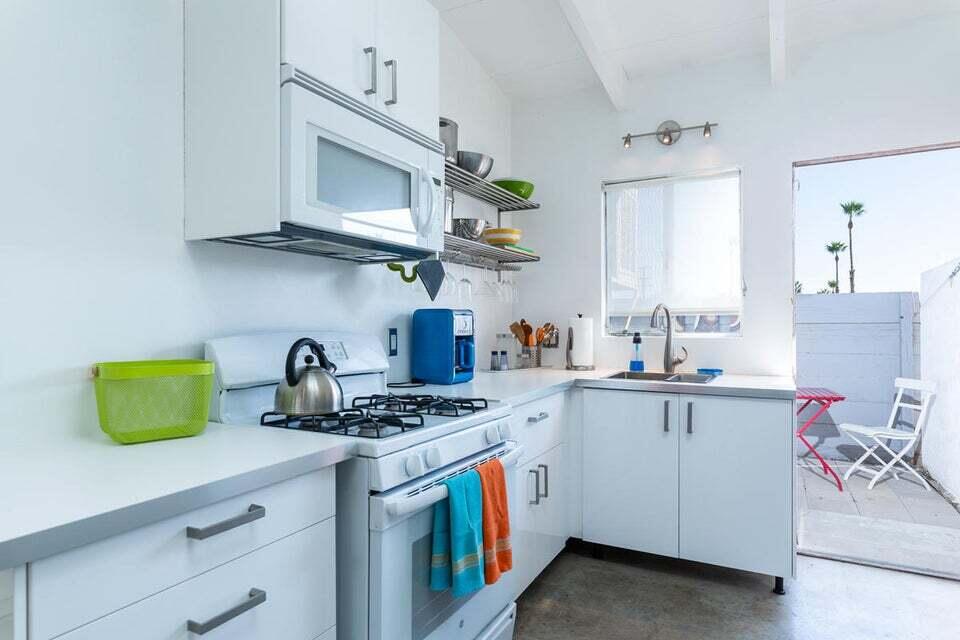 482 West Pico Road Palm Springs, CA 92262 - Photo 60 of 67 Kitchen Unit5