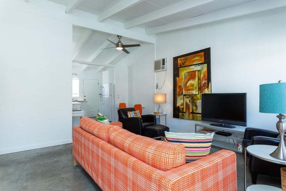 482 West Pico Road Palm Springs, CA 92262 - Photo 61 of 67 Living Area unit 5