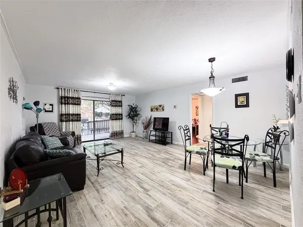 $145,900 | 4565 North O'Connor Road, Unit 1304, Irving, TX 75062