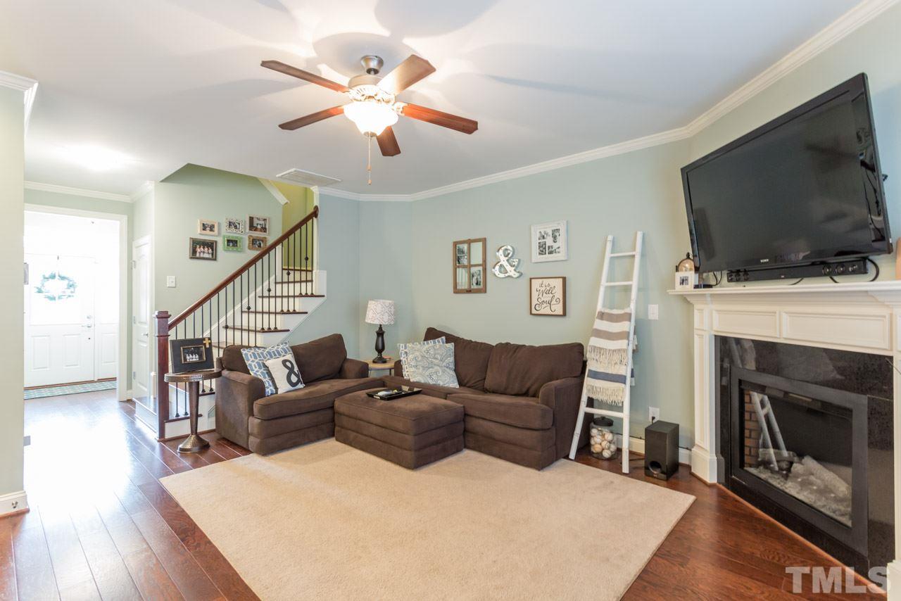 2112 Scarlet Maple Drive Raleigh, NC 27606 - Photo 4 of 22 Gallery Image 4