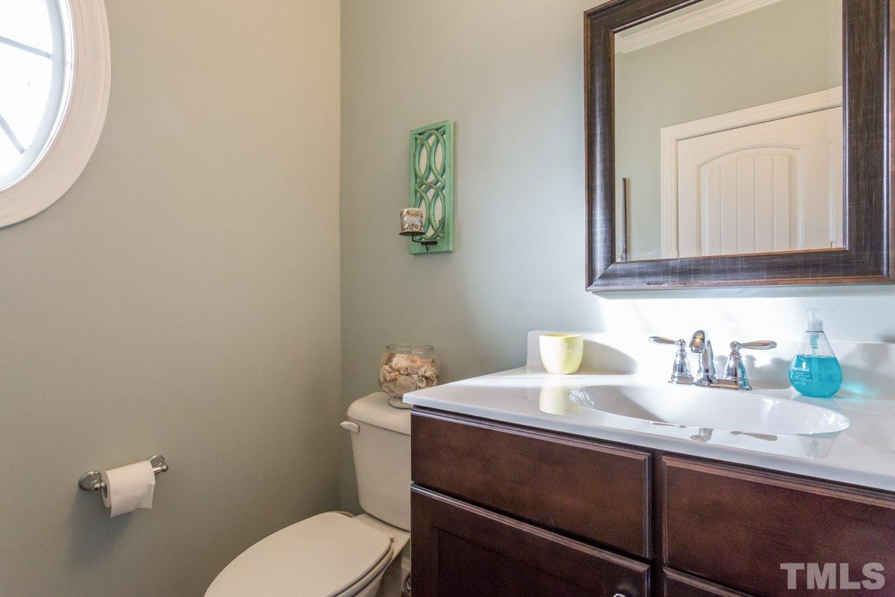 2112 Scarlet Maple Drive Raleigh, NC 27606 - Photo 10 of 22 Gallery Image 10