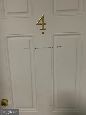 view of wooden floor in an empty room