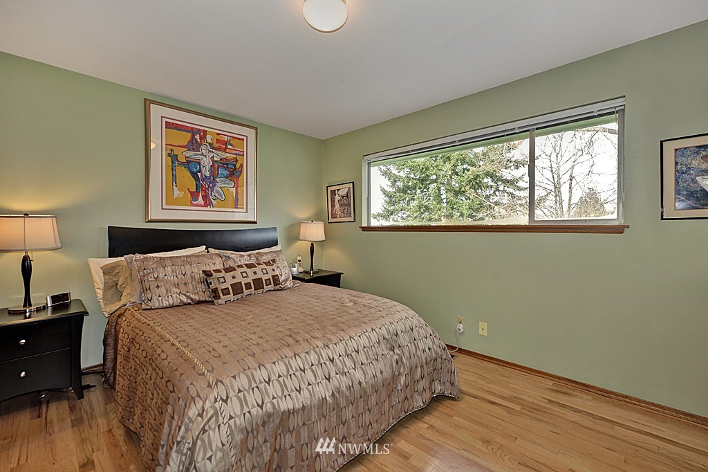 4008 Southwest 100th Street Seattle, WA 98136 - Photo 8 of 22 Gallery Image 8