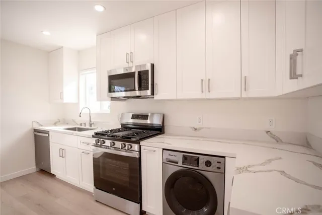 $2,300 | 16327 Kalisher Street, Granada Hills, CA 91344