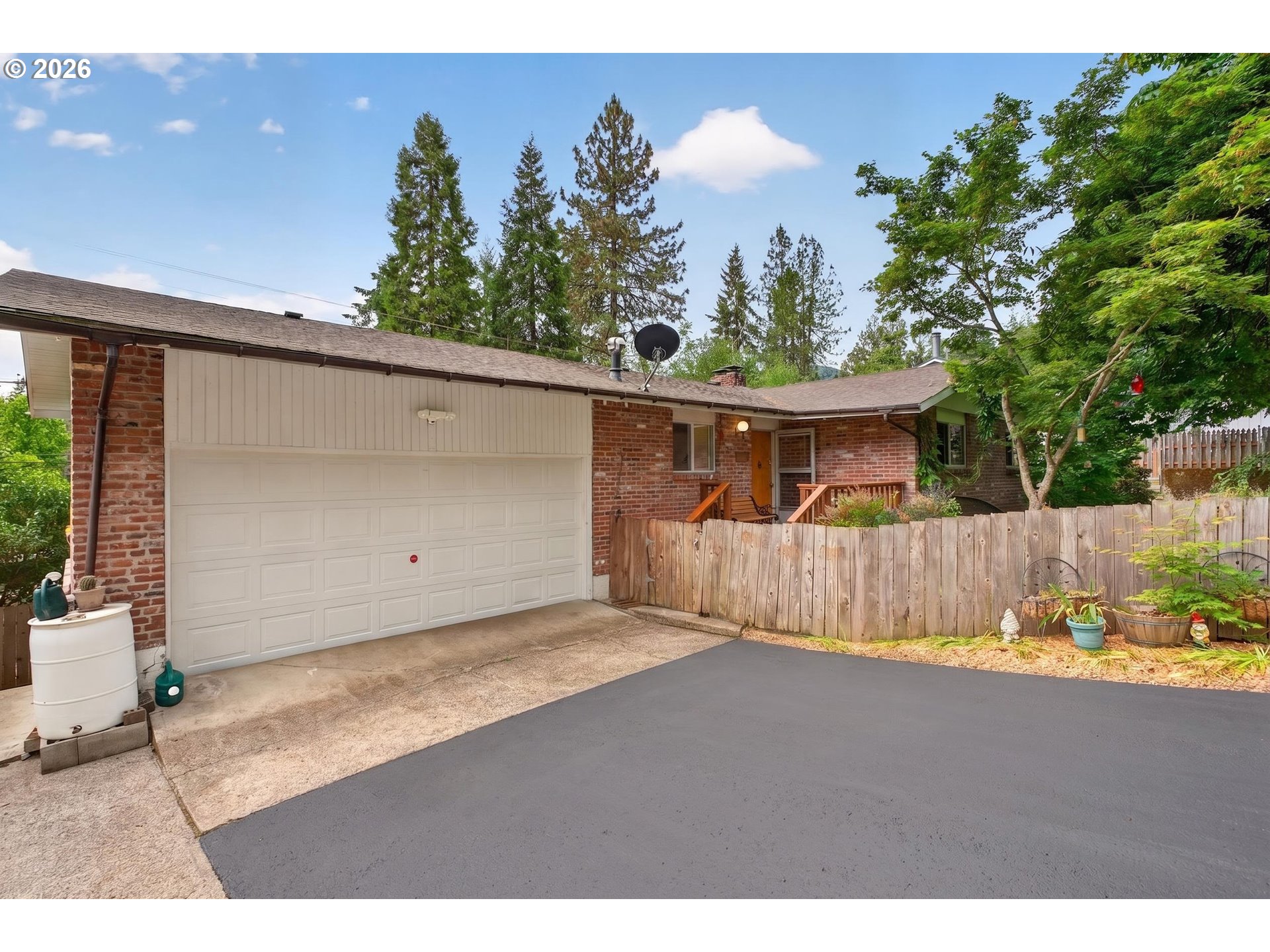 4525 Fox Hollow Road Eugene, OR 97405 - Photo 45 of 48