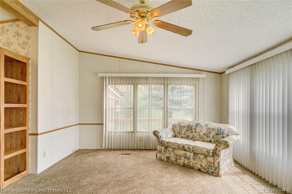 2500 Mann Road, Unit 193 Clarkston, MI 48346 - Photo 33 of 45