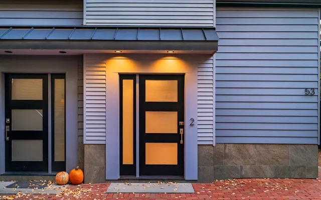 a view of front door and porch
