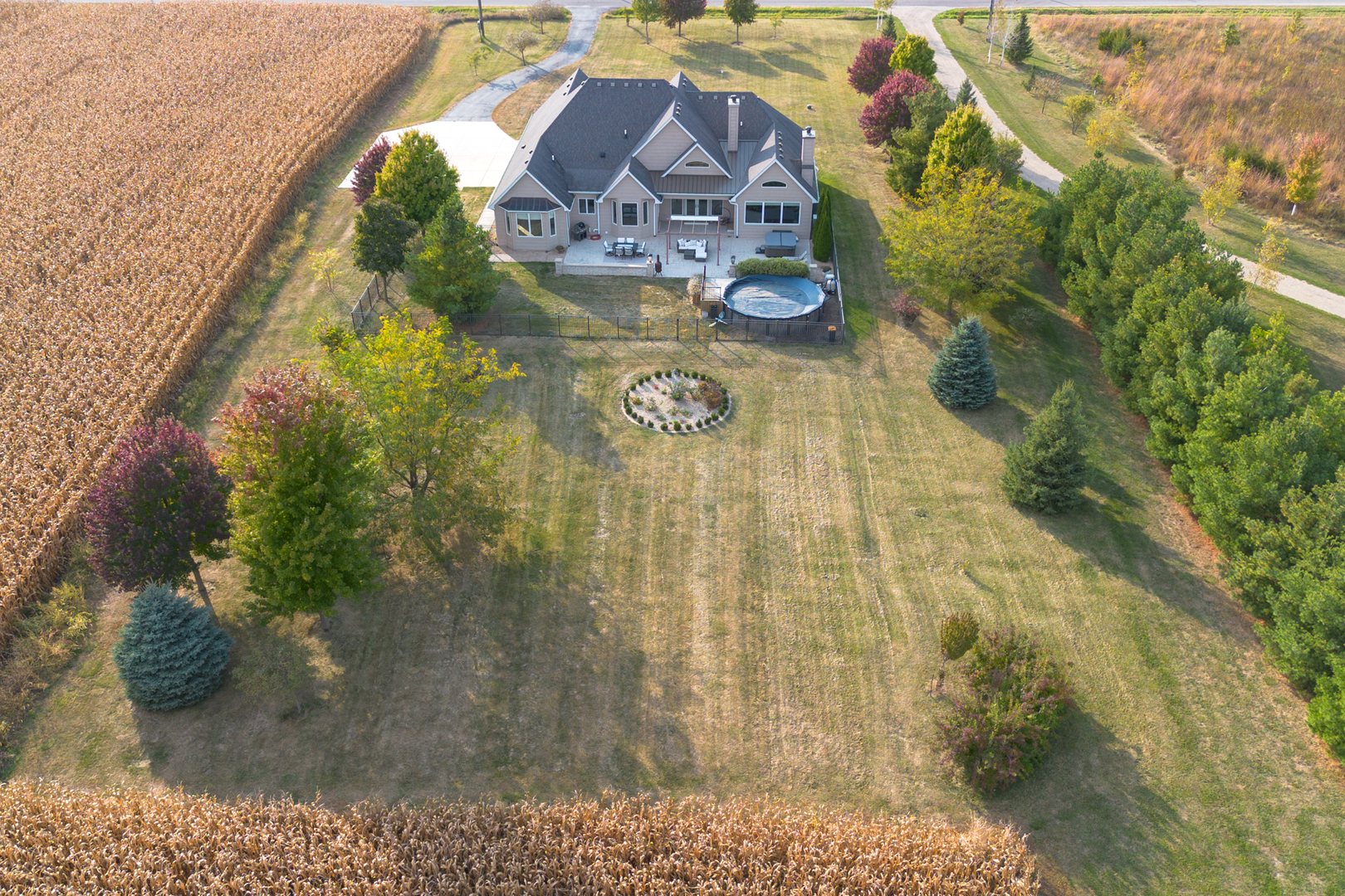 2138 East 550th Road Oglesby, IL 61348 - Photo 39 of 50 a view of swimming pool
