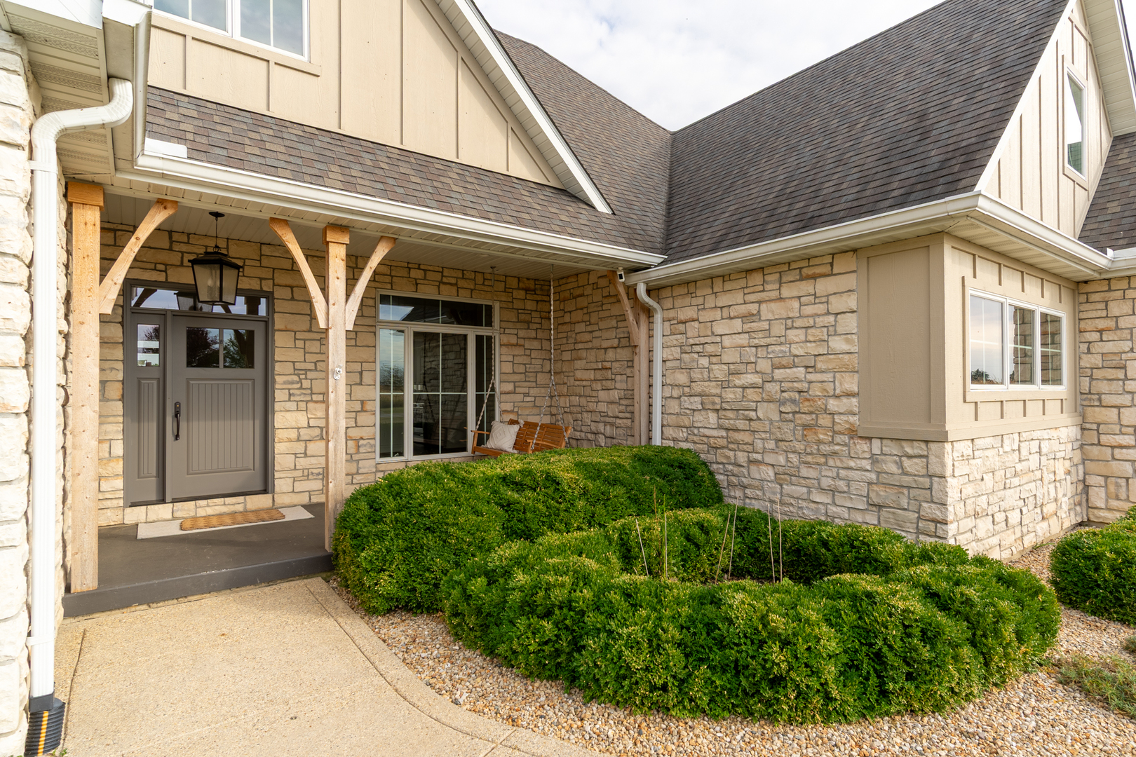 2138 East 550th Road Oglesby, IL 61348 - Photo 10 of 50 a view of entrance of the house
