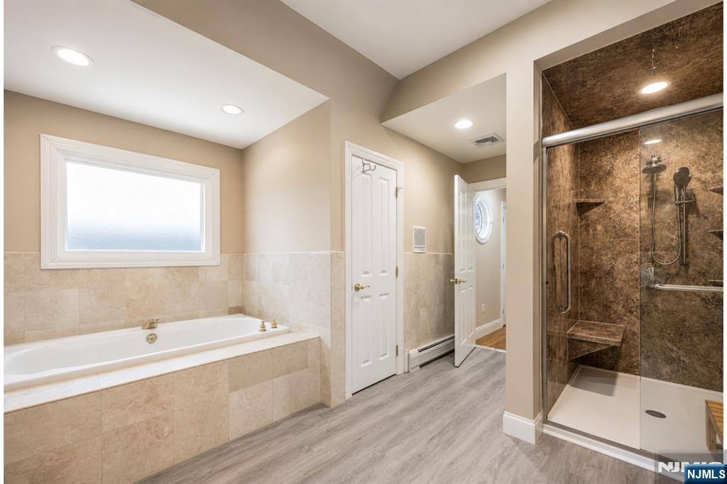 1152 Cumbermeade Road Fort Lee, NJ 07024 - Photo 27 of 42