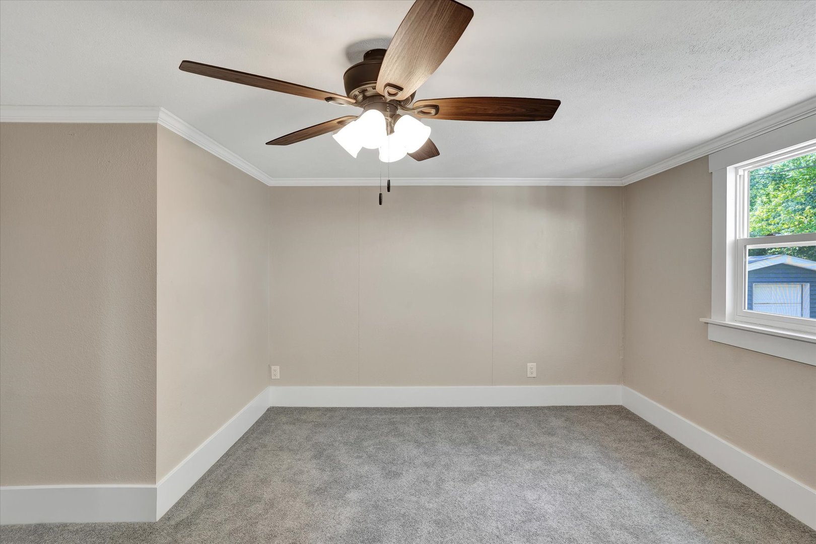 2011 North High Cross Road Urbana, IL 61802 - Photo 20 of 36 Gallery Image 20