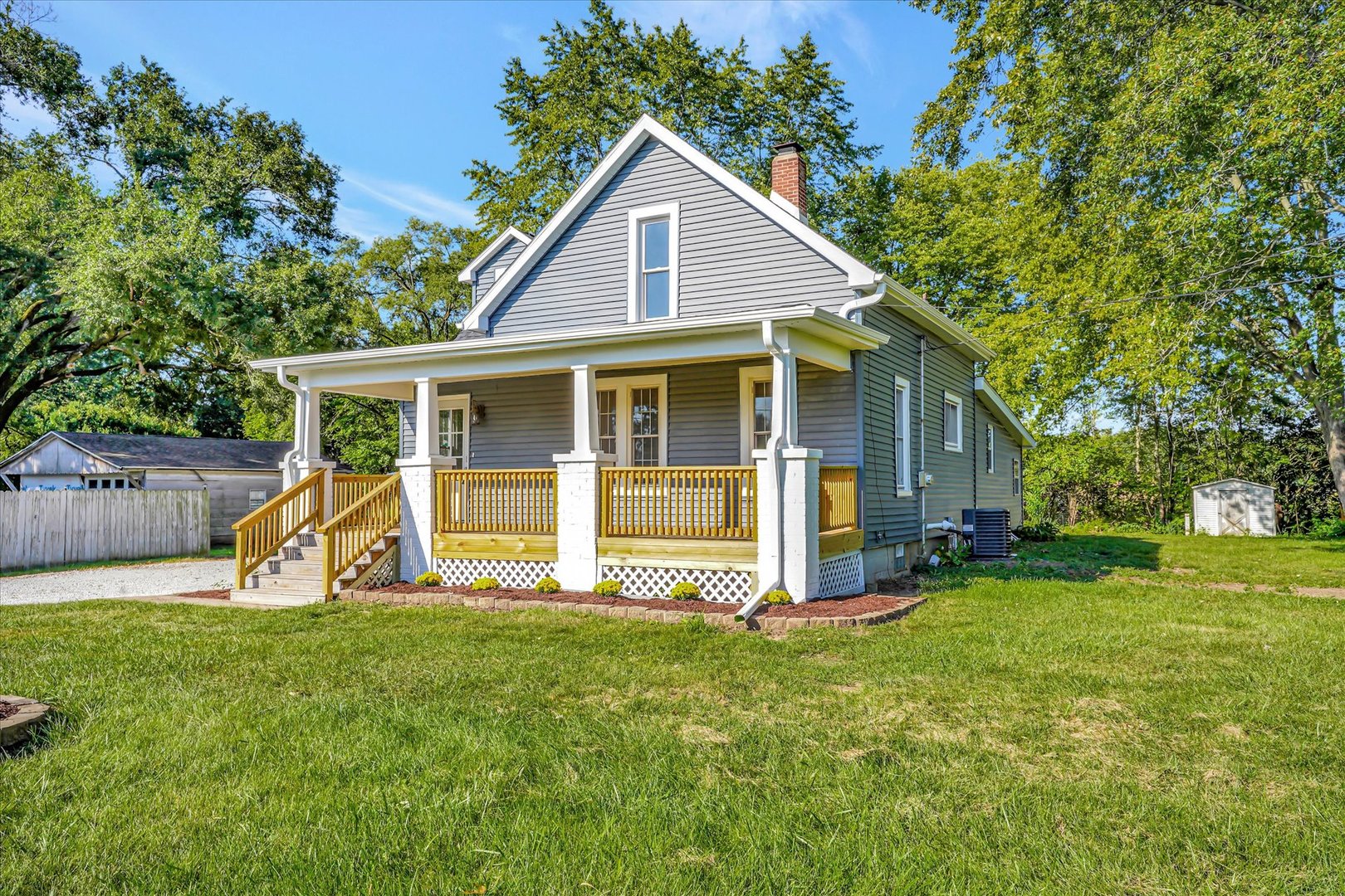 2011 North High Cross Road Urbana, IL 61802 - Photo 4 of 36 Gallery Image 4