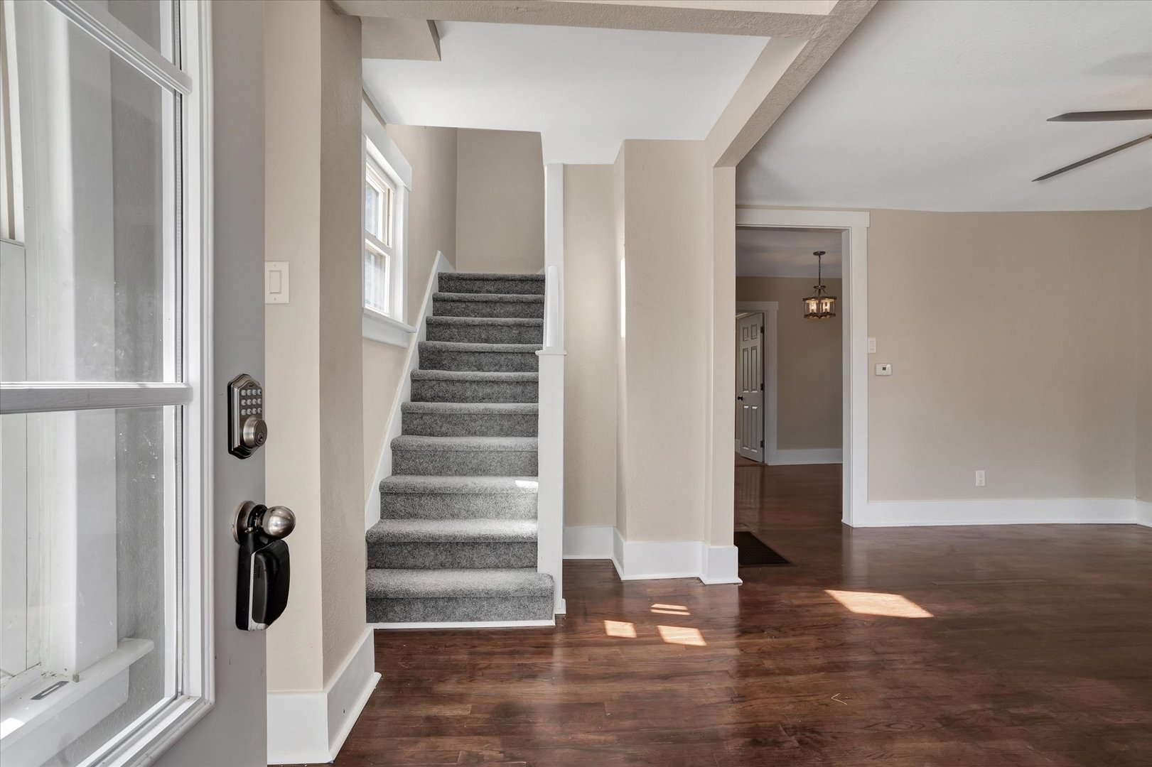 2011 North High Cross Road Urbana, IL 61802 - Photo 5 of 36 Gallery Image 5