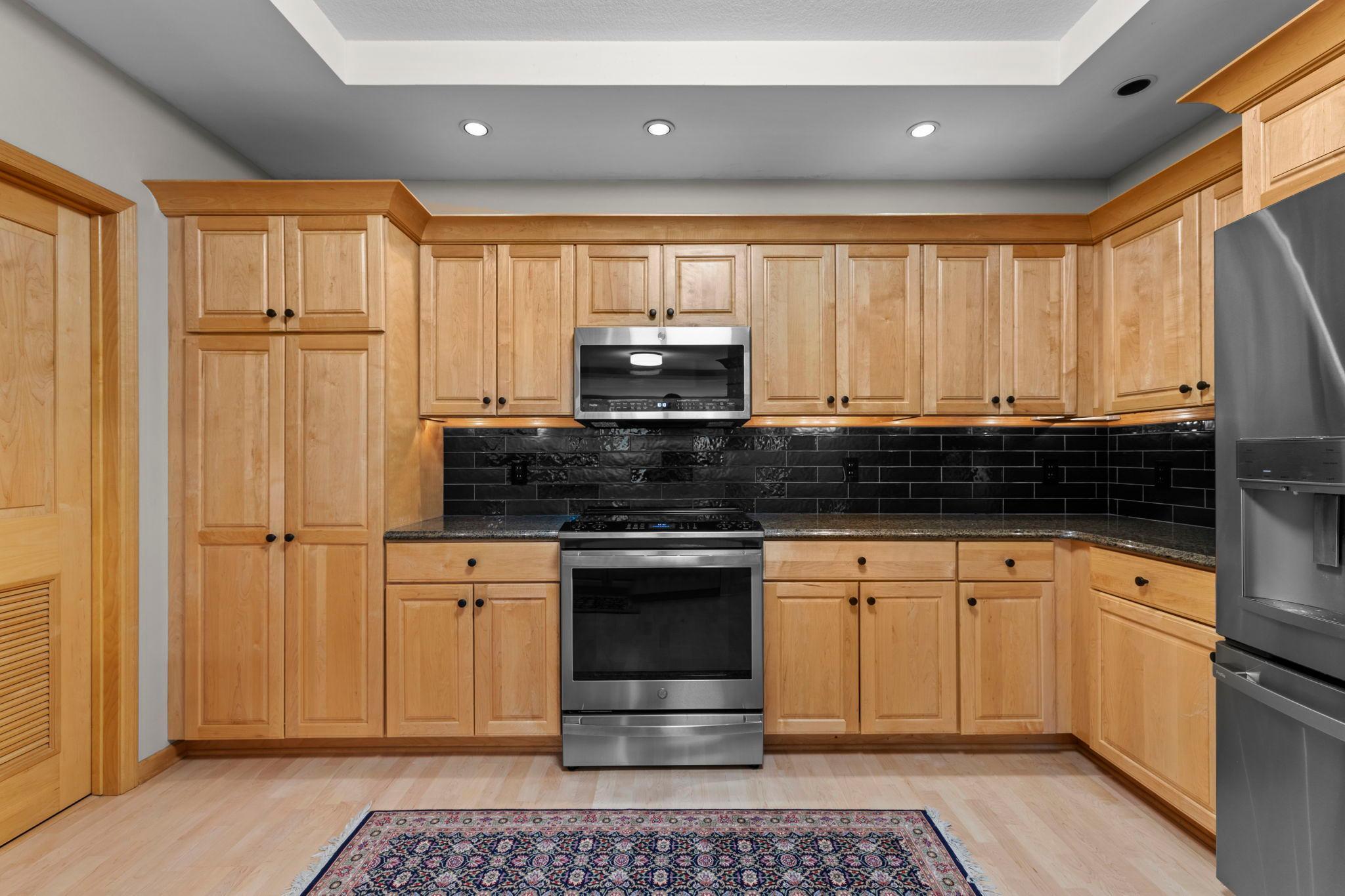 11460 Fairfield Road West, Unit 103 Minnetonka, MN 55305 - Photo 19 of 72
