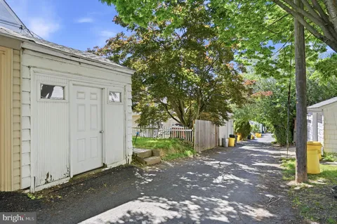 $439,000 | 232 Henley Road, Wynnewood, PA 19096