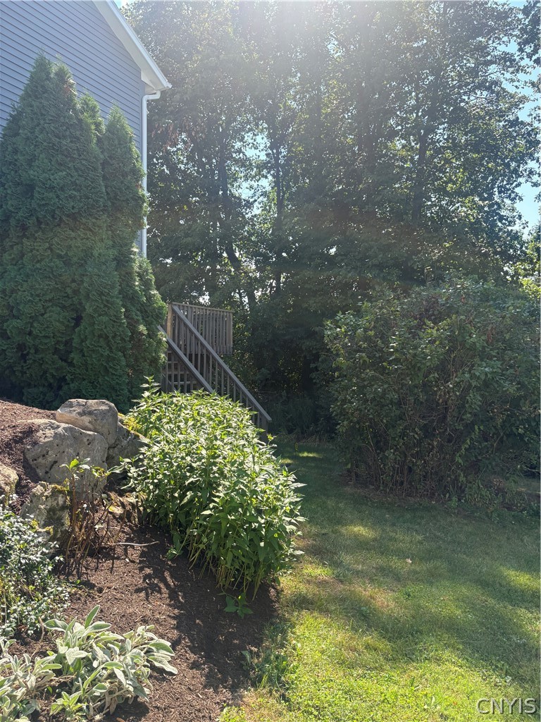 4627 Reliant Road Onondaga, NY 13078 - Photo 34 of 39 Side yard to deck stairway