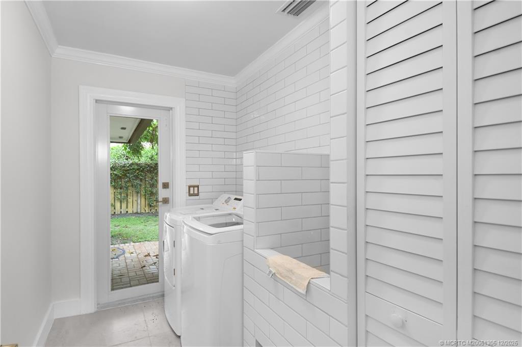 4 Copaire Road Sewall's Point, FL 34996 - Photo 32 of 58