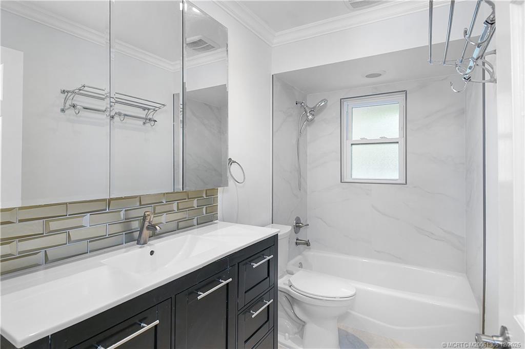 4 Copaire Road Sewall's Point, FL 34996 - Photo 33 of 58