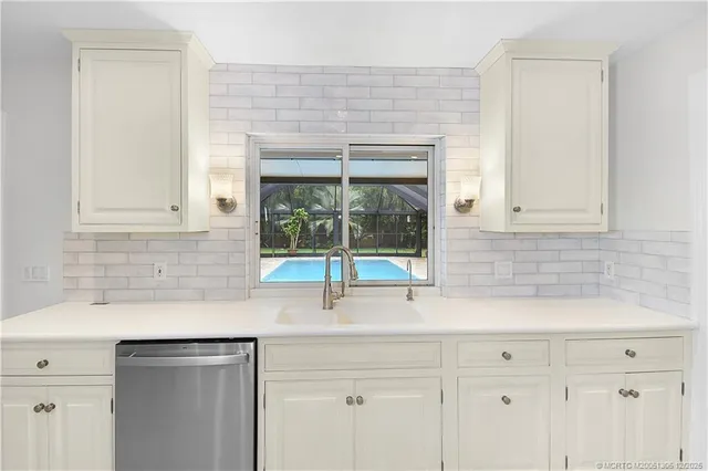 $1,275,000 | 4 Copaire Road, Sewall's Point, FL 34996