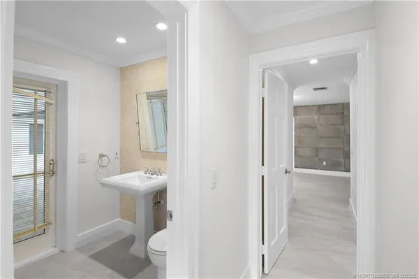 a sign that is on the side of the road