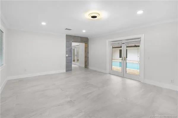 $1,275,000 | 4 Copaire Road, Sewall's Point, FL 34996