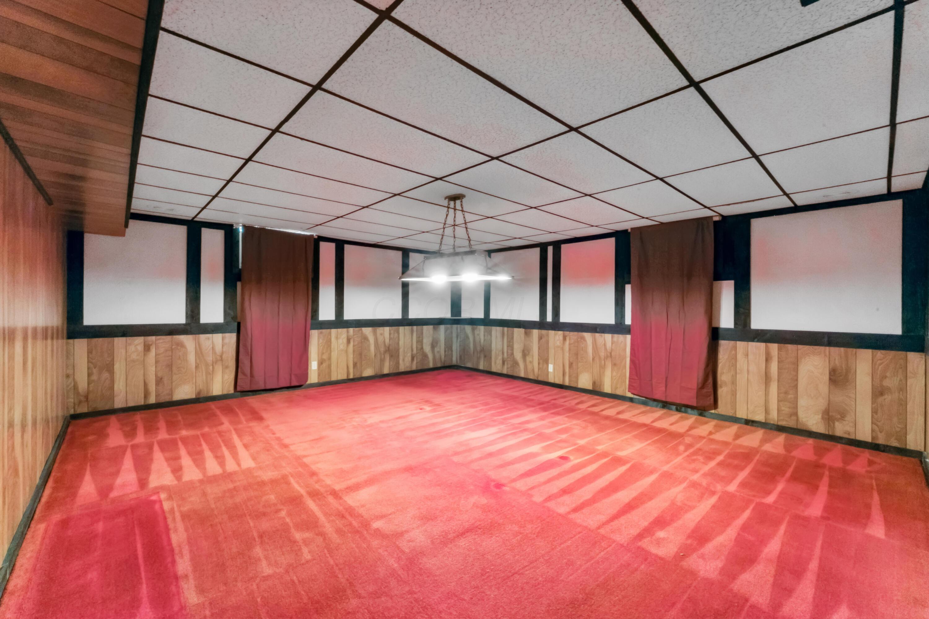 121 Hubbard Road Galloway, OH 43119 - Photo 46 of 71 Billiard room in basement