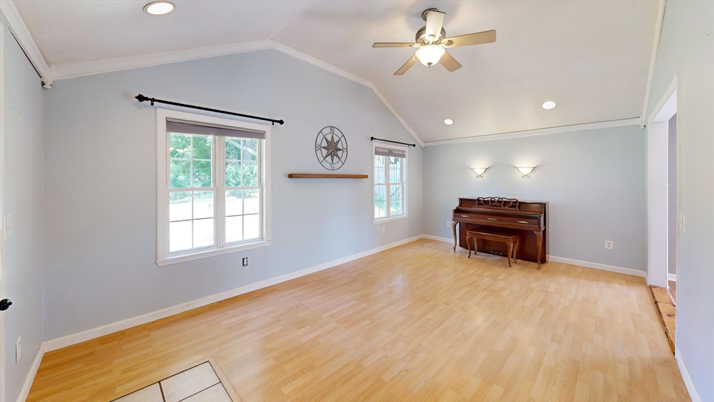 36 Salem Road Billerica, MA 01862 - Photo 11 of 32 Gallery Image 11