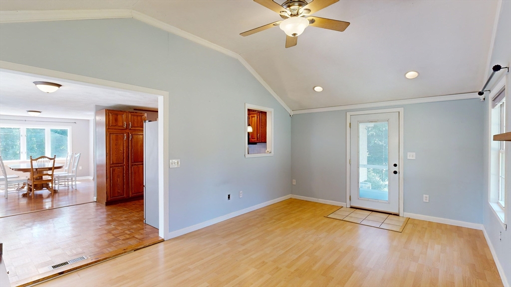 36 Salem Road Billerica, MA 01862 - Photo 9 of 32 Gallery Image 9