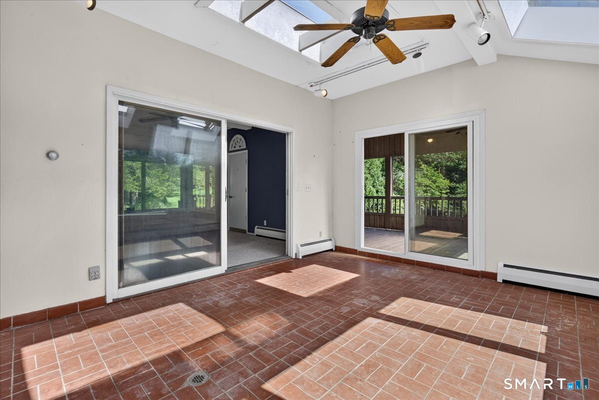 333 Mansfield Road North Haven, CT 06473 - Photo 13 of 40 Gallery Image 13