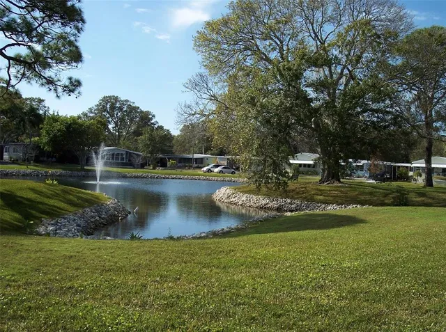 $129,900 | 7880 54th Avenue North, Unit 41, St. Petersburg, FL 33709