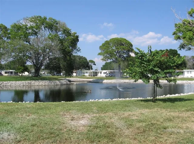 $129,900 | 7880 54th Avenue North, Unit 41, St. Petersburg, FL 33709