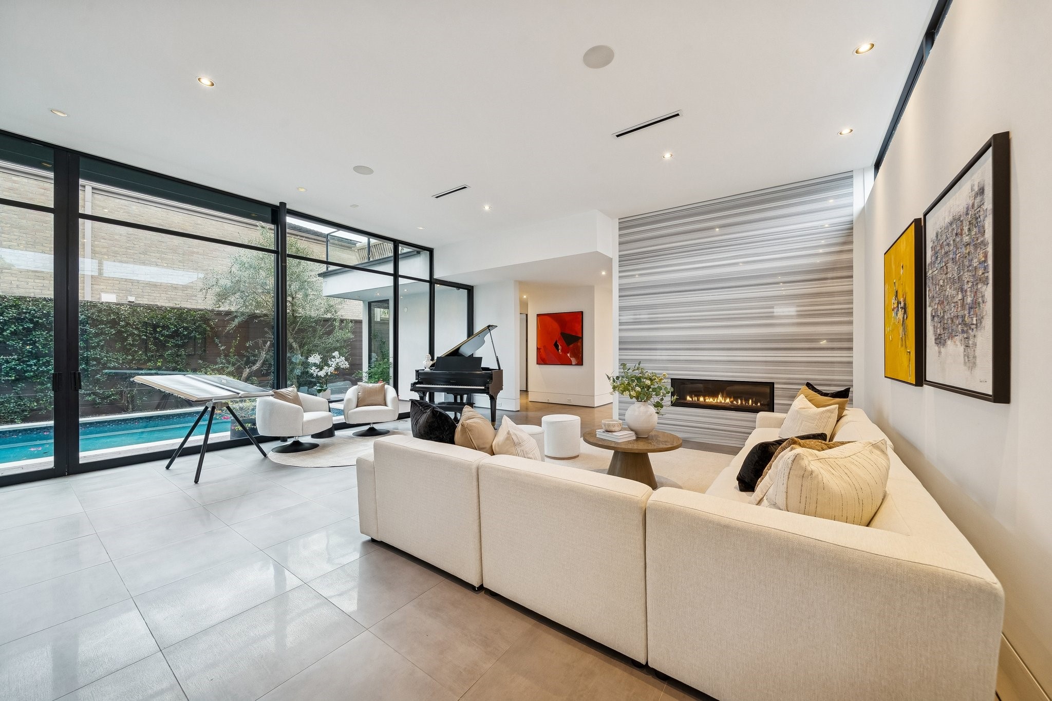 2332 Wroxton Road Houston, TX 77005 - Photo 14 of 50