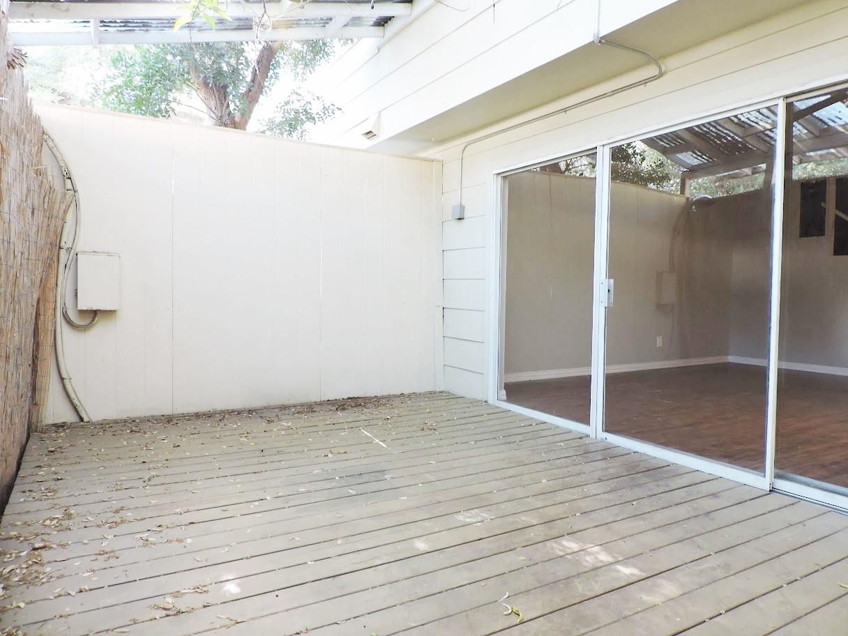 6627 Valleyside Road Austin, TX 78731 - Photo 28 of 37