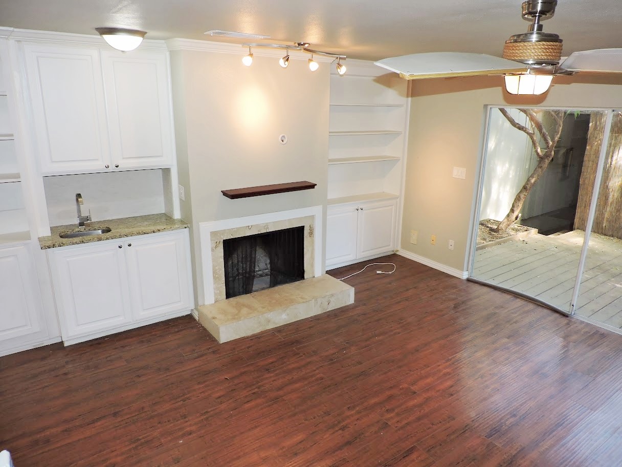 6627 Valleyside Road Austin, TX 78731 - Photo 8 of 37